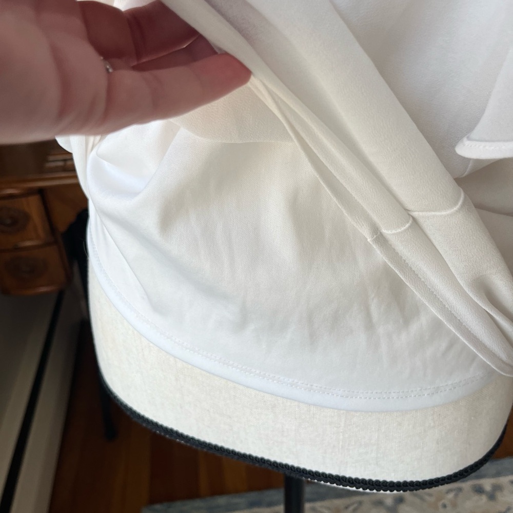 Monteau | White Ruffle Tank - Picture 4 of 10
